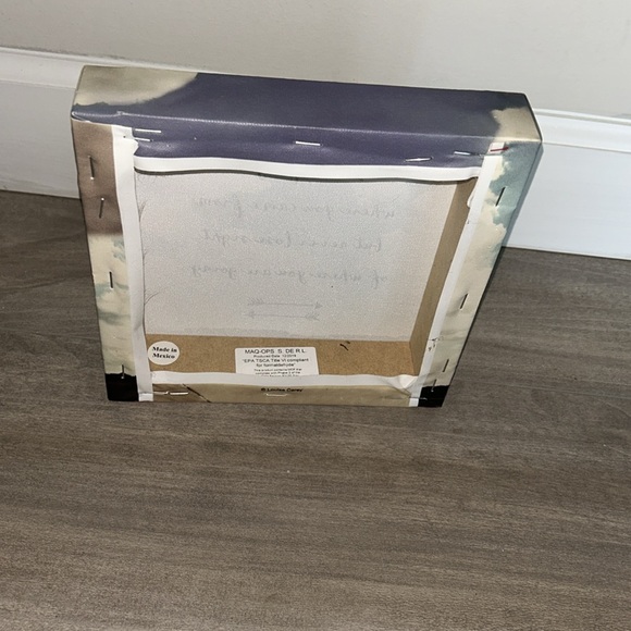 Canvas - Picture 3 of 3